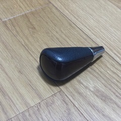 18 マジェスタ シフトノブ 木目の画像