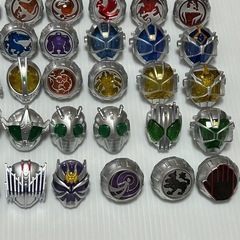 中古品　仮面ライダー　ウィザード　リング　55個セットの画像