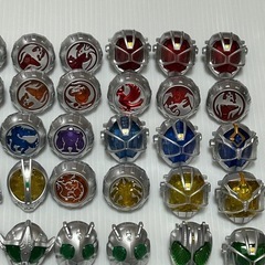 中古品　仮面ライダー　ウィザード　リング　55個セットの画像
