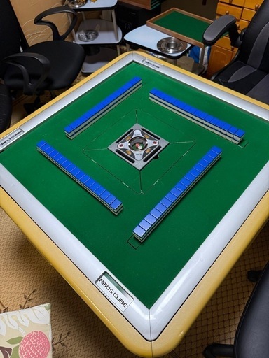 【全自動麻雀卓】　アモス　キューブ 5/12 値下げしました！ 全自動麻雀卓 アモス キューブ AMOS CUBE