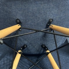 イームズチェア（デニムカラー）2脚の画像