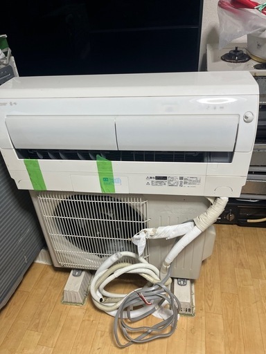 [中古]エアコン三菱MSZ-R2821-W 2021年2，8kw 100v取り付け
込み