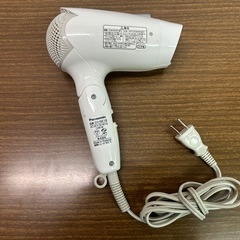 【塩尻市引き取り限定】Panasonic パナソニック ヘアードライヤー イオニティ EH-NE18
の画像