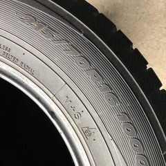 TOYO 215/70r16 スタッドレス 4本の画像