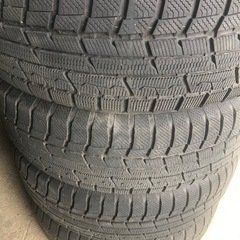 TOYO 215/70r16 スタッドレス 4本の画像