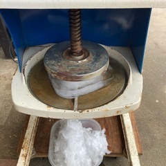 業務用 かき氷機 初雪　HF-800 ブロック氷用　フワフワ氷　の画像