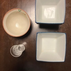 冷えた日本酒がさらに美味しくなるぐい呑みともう一杯食べたくなるご飯茶碗とお菜とツマミが楽しくなる角小鉢の画像