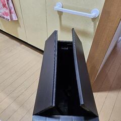 ほぼキレイなゴミ箱の画像