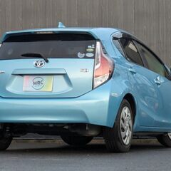 ★中期！走行3.5万㌔！アクア【S】！禁煙車！プッシュスタート！ETC！バックカメラ！純正SDナビ！Bluetooth！フルセグTV！オートライト！の画像