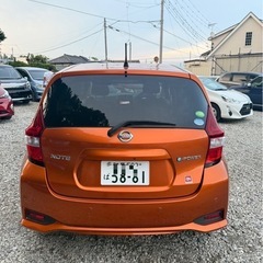 平成29年　日産ノートeパワー　67,620km 車検7年／9月の画像