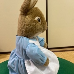 (最終の値下げ)ピターラビット　ぬいぐるみの画像