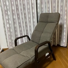 リクライニングチェアの画像