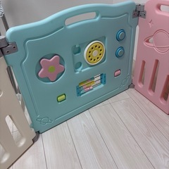 ベビーサークルの画像
