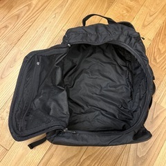 ニュートラルワークス　THE NORTH FACE ブラックリュックの画像
