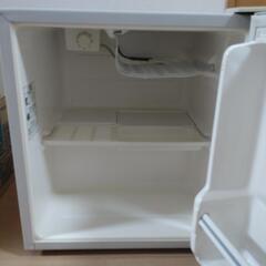 １ドア部屋用冷蔵庫取り引き中の画像