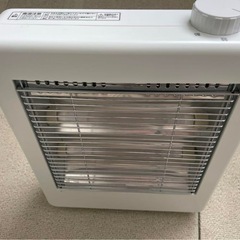 電気ストーブ（遠赤外線ヒーター）600W／2024年製