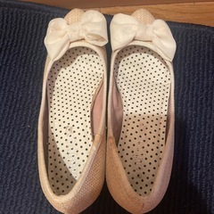 リボン付き パンプスの画像