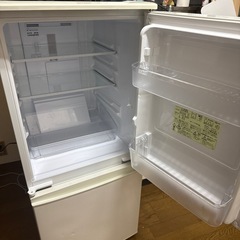 冷蔵庫の画像