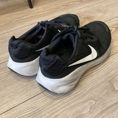 NIKE🔴スニーカー26.5センチの画像