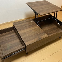 【ソファとの相性◎】リビング用テーブルの画像