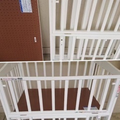 折りたたみ可能なベビーベッド60✖️90 布団、ベッドガードも付けますの画像