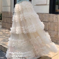 新品未使用　レイヤードチュールスカート　大きいサイズ　ＸＬの画像