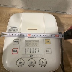 炊飯器(3合炊き)の画像