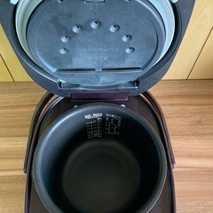 EJ547番 HITACHI IH炊飯ジャー RZ-VV100Mの画像