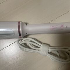 【新品未使用】自動巻きカールヘアアイロン オートカール式（1,000円）の画像