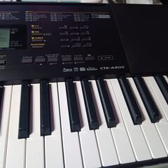 　【値下】CASIO　CTK-4400 MIDI搭載 キーボード　の画像