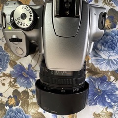 Canon EOS一眼レフカメラ　DS126151の画像