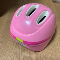 子供用ヘルメット　女の子向け　ピンク色の画像
