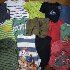 早い方優先。最終値下げ。子供服　100〜110②　46着まとめて　おまけのエプロンの画像