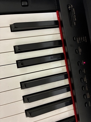 美品　YAMAHA Clavinova CLP-122