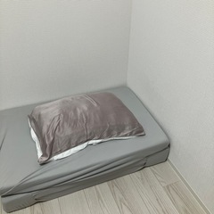 ニトリ　マットレス枕セットの画像