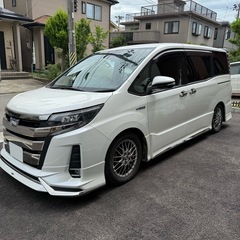 極上車両‼️フルモデリスタエアロ装着‼️ノア ハイブリッド‼️
