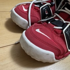 NIKE AIRMoreUpTempoの画像