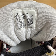 NIKE AIRMoreUpTempoの画像