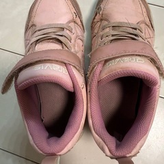 グラビスのスニーカー　21cmの画像