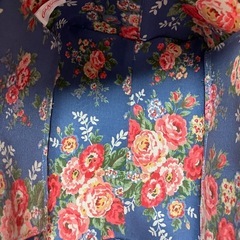 【新品】キャスキッドソン　花柄キャンバストートバッグ　大容量の画像