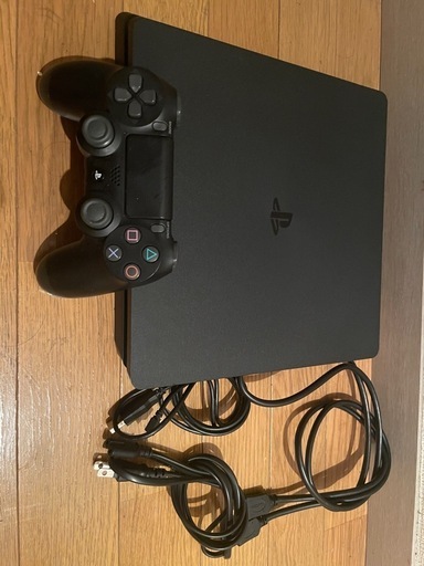 【市内配送OK:PS4】プレイステーション4+GTA5ソフト【完動品】