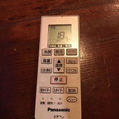 Panasonic ルームエアコン2011年製の画像