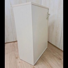 ニトリ　アイボリー　食器棚　レンジフード　カップボードの画像