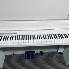 背もたれ付 上下移動式 ピアノ椅子 昭和レトロ 中古 背もたれ付、上下 移動式、ストッパー付 ピアノ椅子 ・中古 昭和