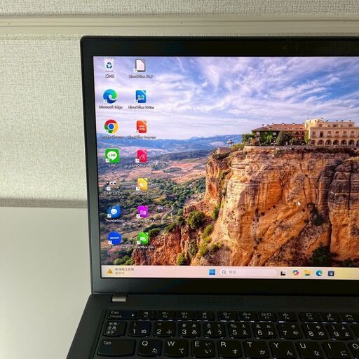 今週末限定セール中】(在庫わずか）【美品】【第12世代】Lenovo