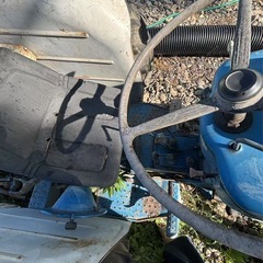フォード　2000 2WD 約34馬力　エンジン始動確認済み
の画像