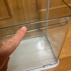 テトラインテリアガラス水槽（幅32cm高さ30cm奥行22cm）の画像