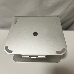 ノートパソコン モニター台の画像