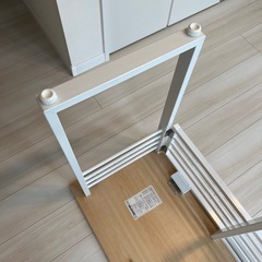 折りたたみテーブルの画像
