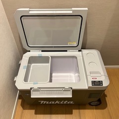 ※現在取引中【定価103,976円】【新品未使用】マキタ 充電式保冷温庫 CW002GZO オリーブ 50L  ※バッテリは別売の画像